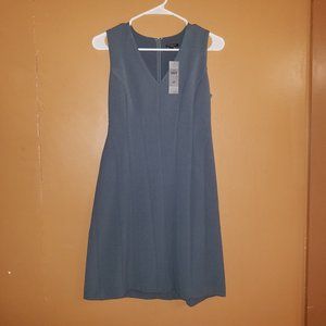 $139 ANN TAYLOR 2-PETITE GRAY V-NECK PLEATED NWT